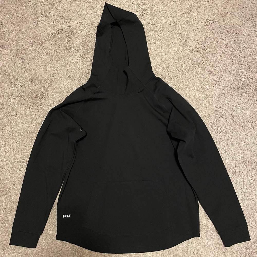 Men’s Medium BYLT Pullover
